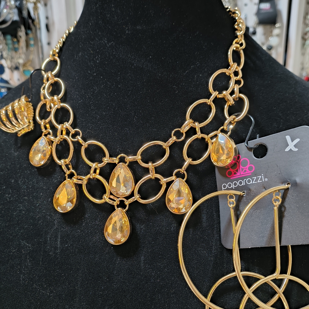 3 Pc P aparazzi Gold Necklace with Amber Highlights Geo Earrings And Ring